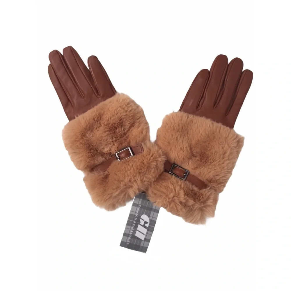 GH Faux Fur Buckle Gloves NWT